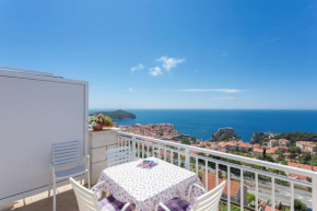Romantic Ap,with amazing view -free parking